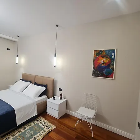 Apartment Iggy's *